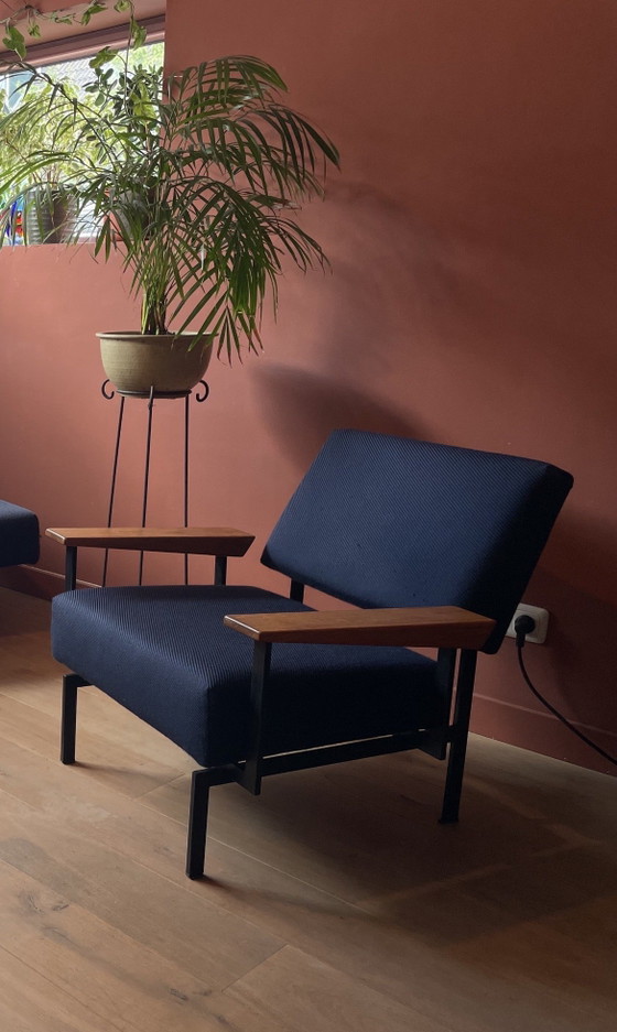 Gijs Van Der Sluis Bank En 2 Fauteuils – Zithoek, Wood, Textile (photo 4 of 5)