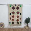 Marokkaans Berber Azilal tapijt – Natuurlijke wol – 153 x 100 cm – Kleurrijke handgemaakte stijl