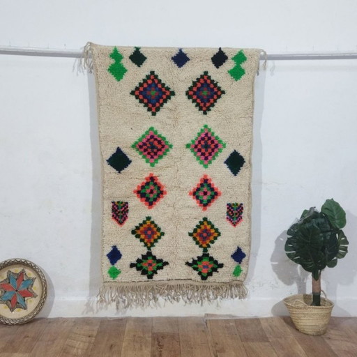 Marokkaans Berber Azilal tapijt – Natuurlijke wol – 153 x 100 cm – Kleurrijke handgemaakte stijl