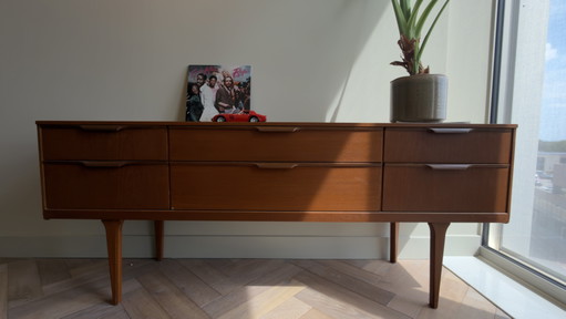 Buffet des années 60 – dressoirs, Wood (photo 2 of 6)