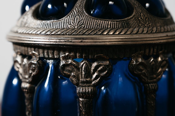 Image 1 of Grote blauwe serveerkan uit de Royal Sheffield Collection uit de jaren 1950, vintage pronkstuk.