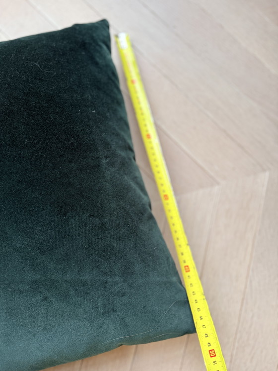 Image 1 of Heu, Donkergroen Fluweel Kussen