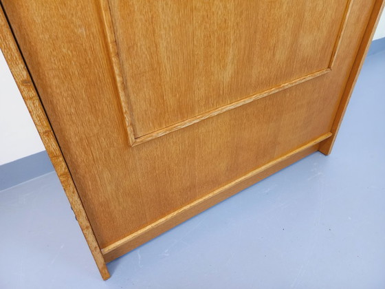 Image 1 of Vintage eikenhouten boekenkast uit de jaren 60 met bijzettafel