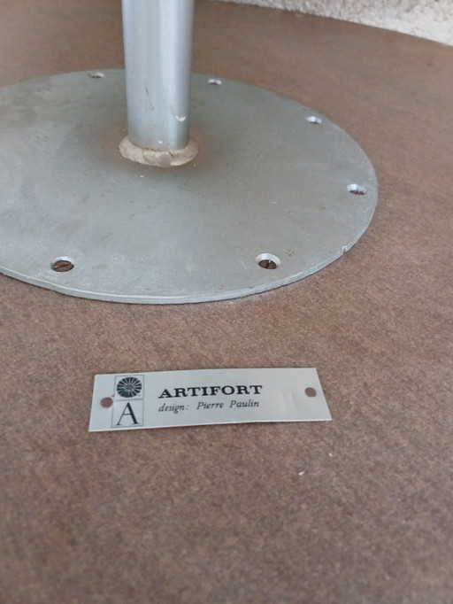 Artifort vintage coffee table 'circle'