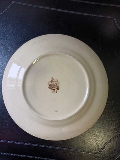 Petrus Regout breakfast plates.