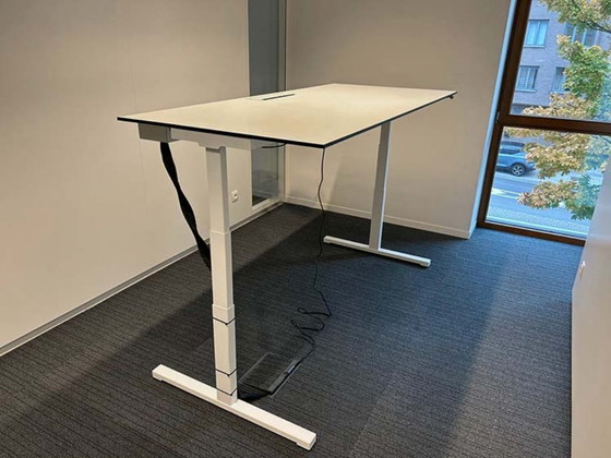 Image 1 of Scrivania elettrica Vitra Sit-Stand