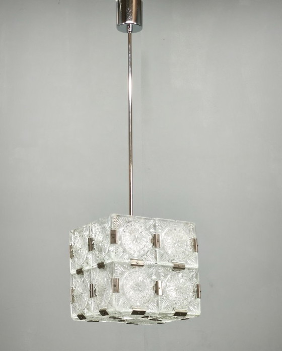 Jaren 70 Italiaanse Space Age Opaline Glas en Blauw Metalen Tafellamp – Kroonluchters (photo 10 of 10)