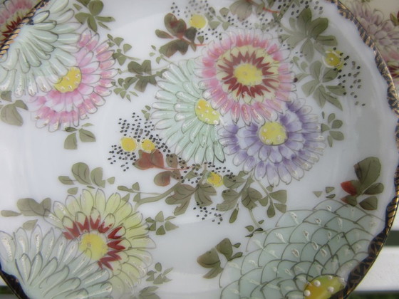 Image 1 of Vintage 4 Asian miniature cups and saucers with gold tone rims new condition