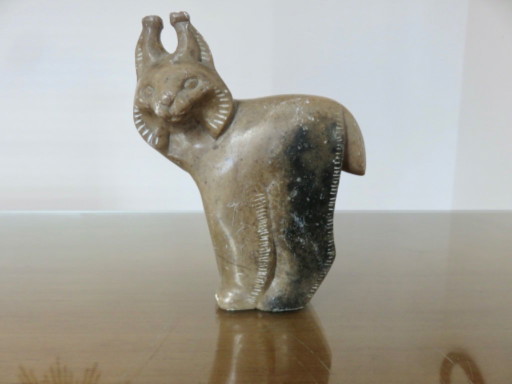 Scultura Animale in Pietra Lucida Rappresentante una Lince, anni '60 '70
