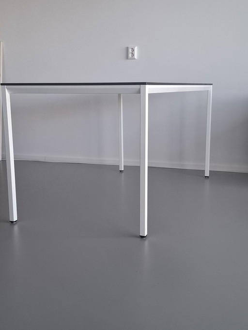 Ahrend Facet table, design by Friso Kramer