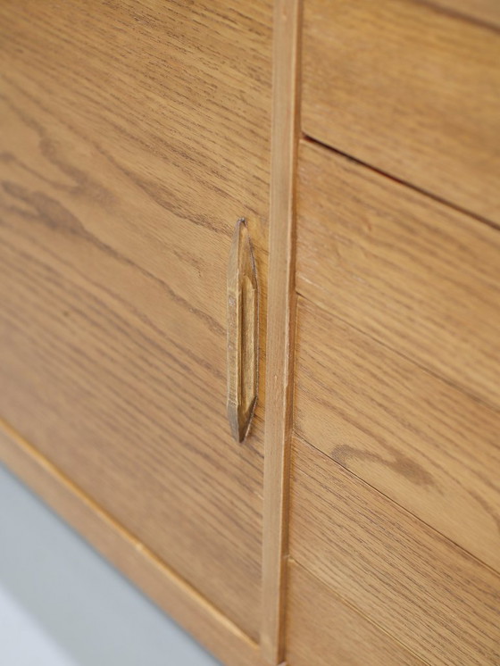 Image 1 of Buffet bas chêne vintage danois