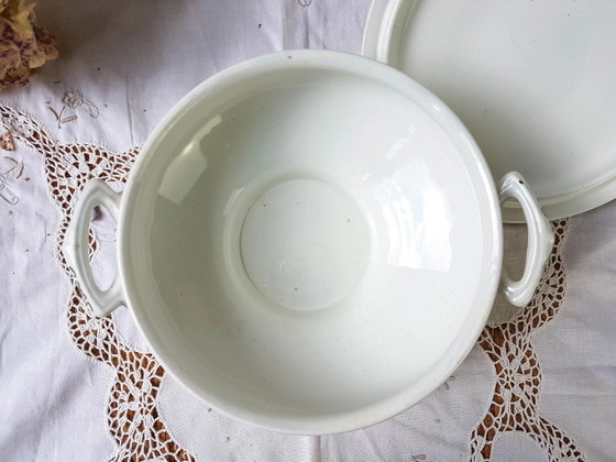 SAINT AMAND Soup Tureen, Model 5006 – Crockery (photo 9 of 10)
