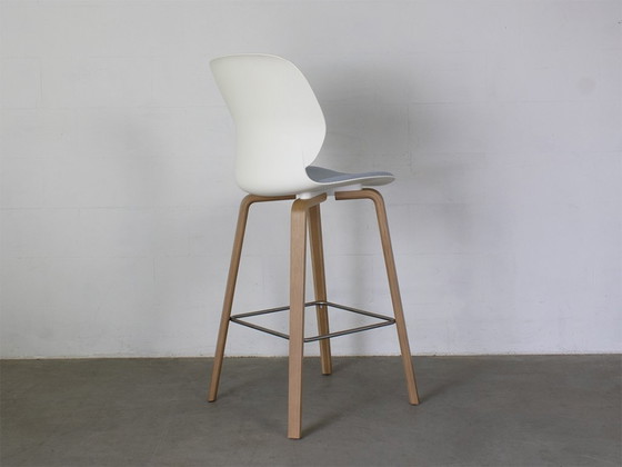 Image 1 of Patricia Urquiola set di 2 sgabelli da bar Maari per Haworth