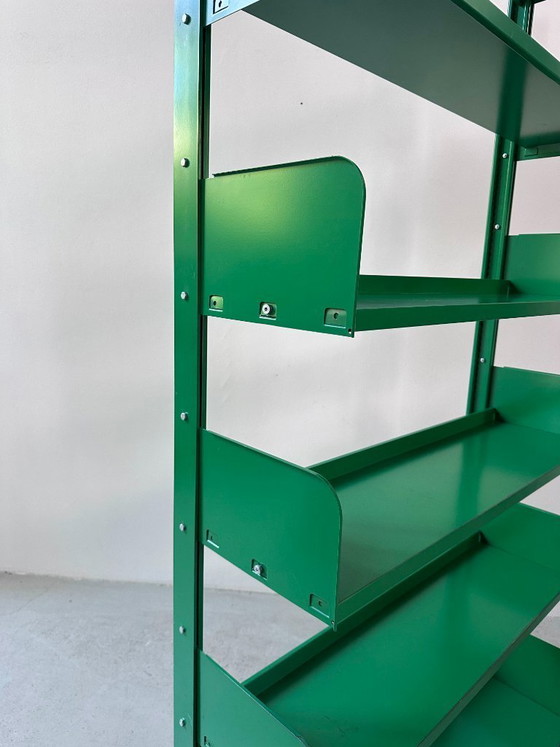 Librería Lips Vago "Congresso" verde brillante, años 70, diseño holandés-italiano. – Iron (photo 14 of 18)
