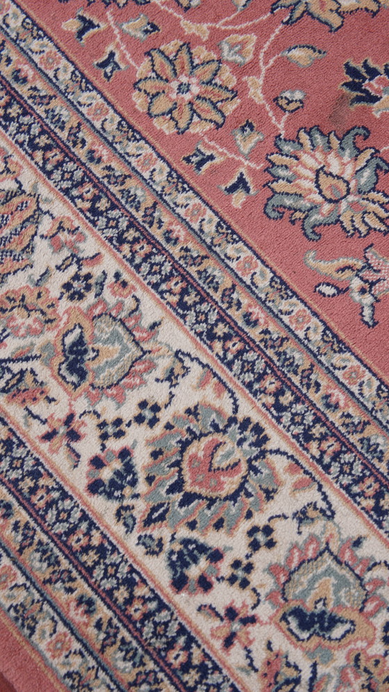 Image 1 of Groot vloerkleed met rode en roze tinten 345x250cm
