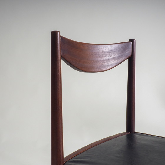 Image 1 of 4 sillas de comedor de mediados de siglo