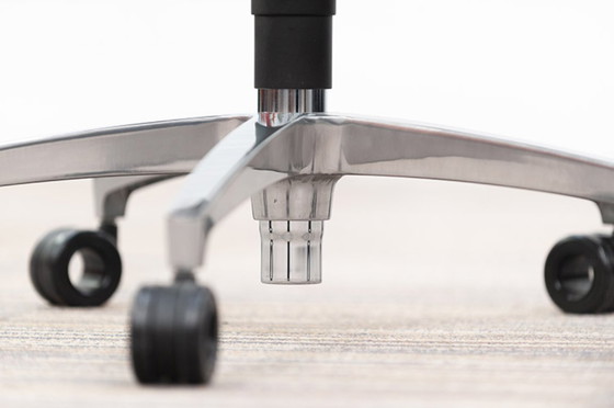 Image 1 of Dauphin In Touch 5410 Executive chair