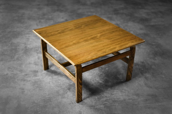 Image 1 of Vintage Zeldzame Mid Century Scandinavisch Modern Bruin Eiken Salontafel van Karl-Erik Ekselius voor JOC Vetlanda, jaren 1960