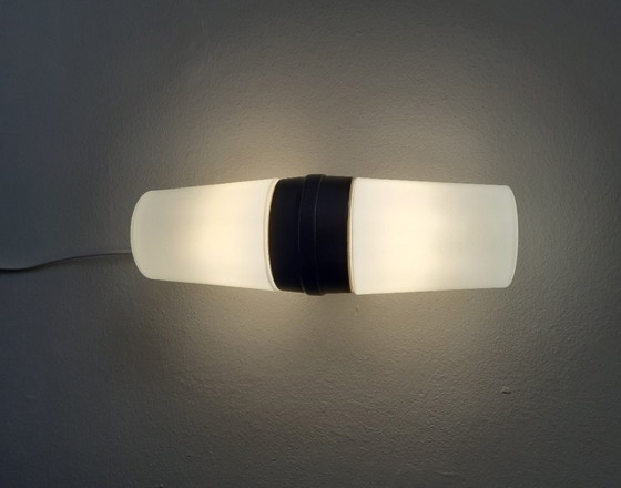 Image 1 of Porseleinen vintage wandlamp van Ifö Electric met 2 lichtpunten, groene jaren 60 lamp  ontworpen door Sigvard Bernadotte