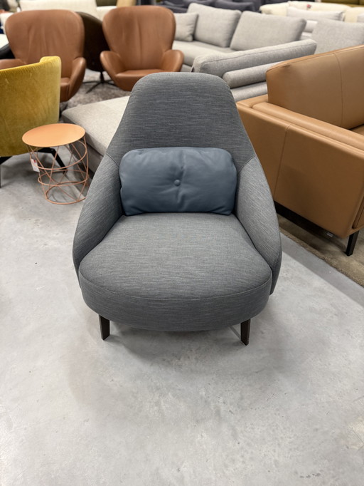 Leolux Jill Armchair Fay fabric