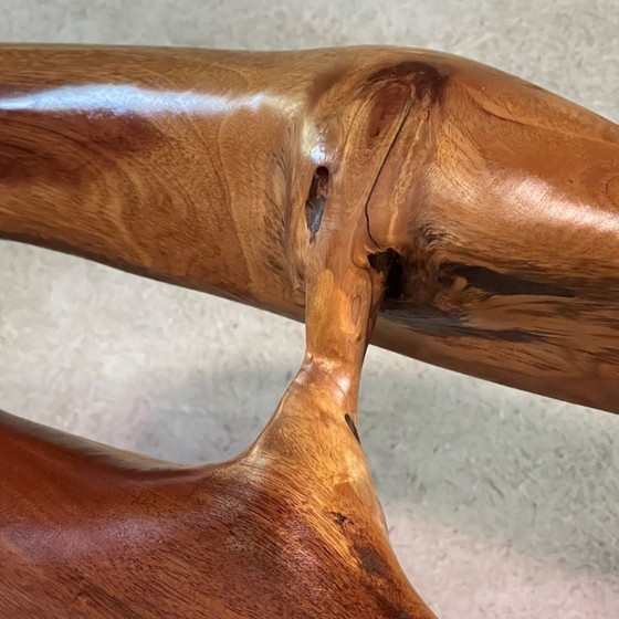 Image 1 of Grande, unica panca scultorea in legno massello