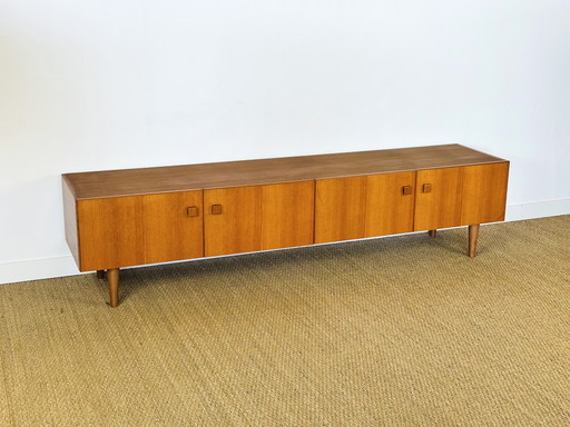Scandinavisch dressoir van teakhout, 1960