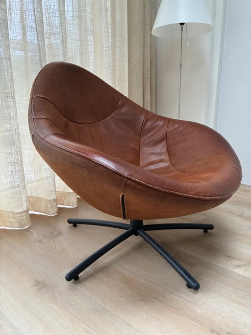 Hidde Label Armchair with Hidde Ottoman