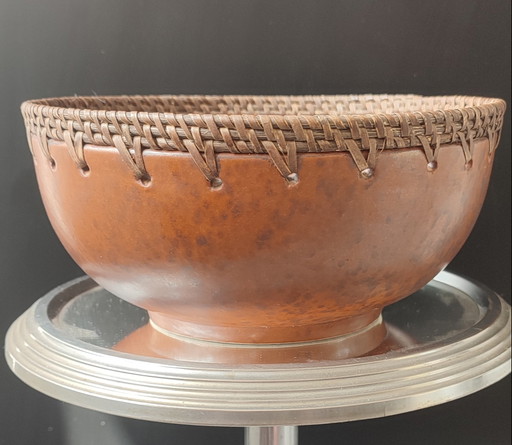 Coupe poterie Rinjani Lombok Indonésie Argile et rotin