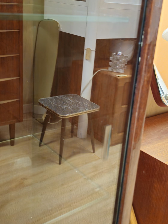 Image 1 of Vetrina vintage con ripiani in vetro