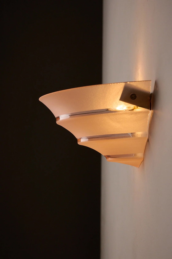 Mid-Century Pink Glass Shell Wall Sconce with Clear Stripes, Wall lights, Mid Century Modern (photo 3 of 8)