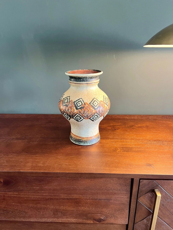 Beautiful Mid Century Vase by BAY with design number 534/25. A perfect addition to your 50s-60s vase (photo 2 of 6)