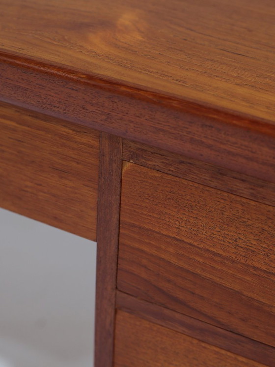 Image 1 of Vrijstaand bureau Deens teak vintage 1960s