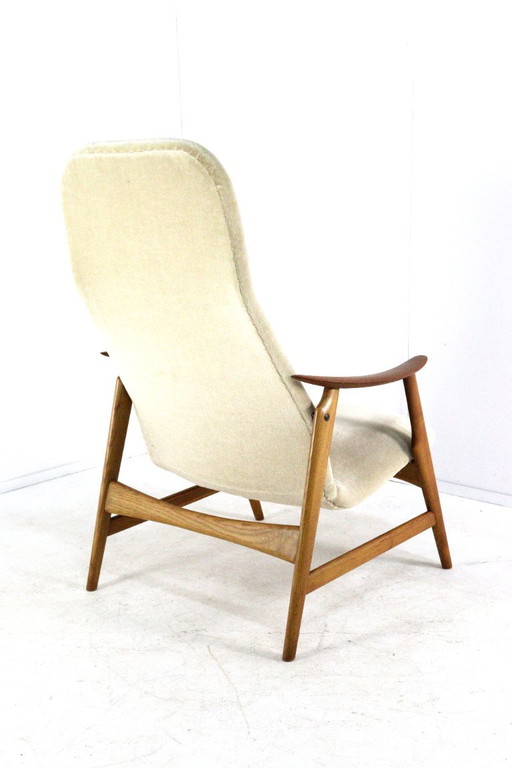 Frode Braathen and Hans Brattrud for Dokka Möbler Armchair Model 500 - Highback Vintage – fauteuils, Wood (photo 2 of 18)