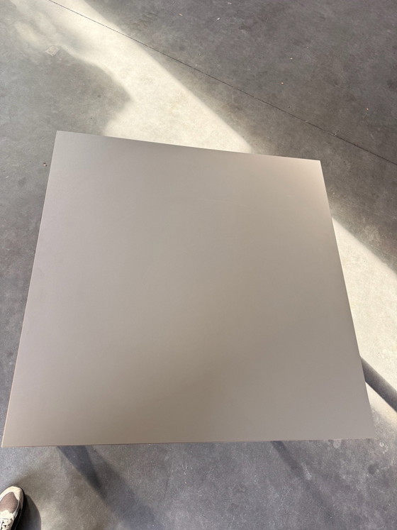 Functionals WT Table | 90 x 90 cm | Karel Martens, Esstische, Metall, Holz, Beige (Foto 6 von 7)