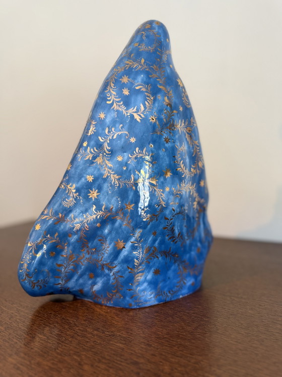 Madonna mit Kind – Majolika-Keramik – Prof. Eugenio Pattarino (Italien) – Bildhauerei, Ceramic, Gold (photo 5 of 8)