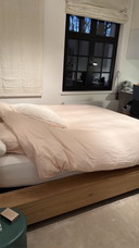 Ethnicraft bed in massief eik