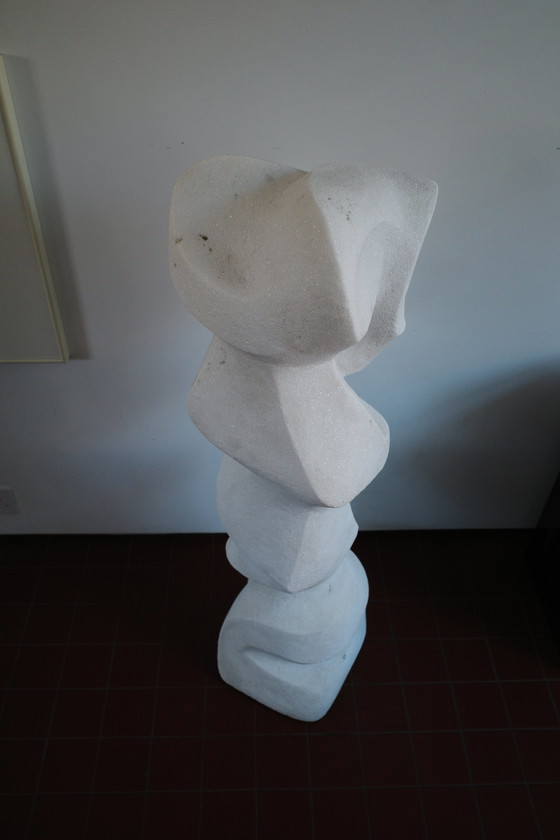 Image 1 of Stehende Granit-Stein-Skulptur