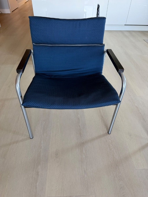 Kembo Lounge Chair von Just Meijer – stoelen fauteuils, Metal, Textile