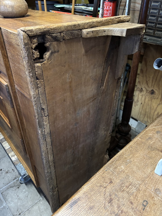 Image 1 of Credenza antica in rovere Spinde, legno di quercia anticato