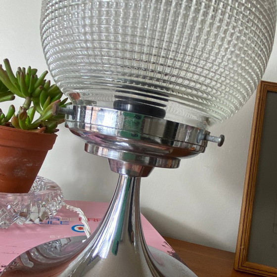Image 1 of Lampada a globo vintage in vetro stile Holophane e metallo cromato