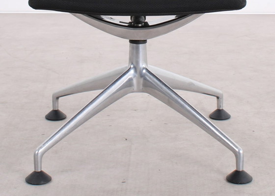 Image 1 of Silla Vitra Meda negra