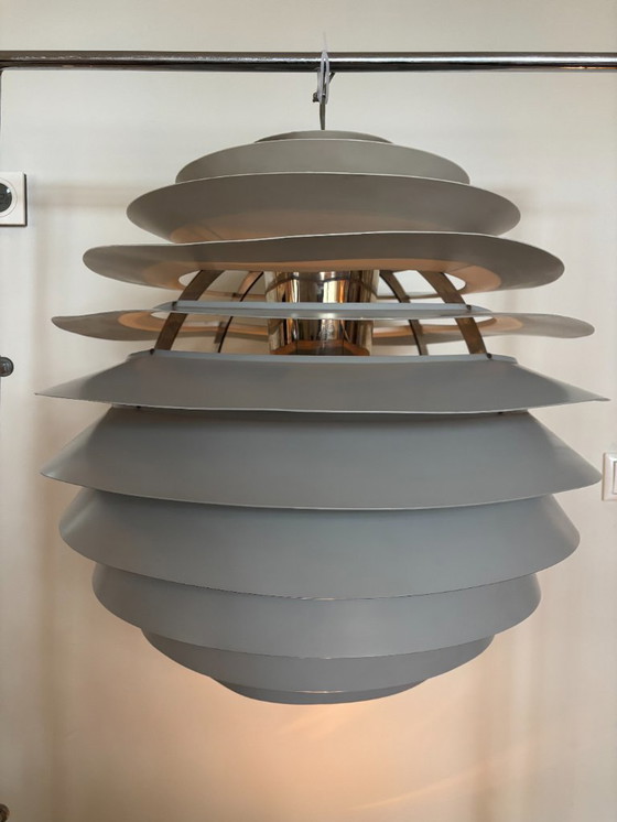 Image 1 of PH Louvre Louis Poulsen-lamp