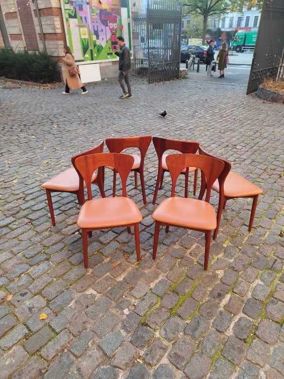 Set di sei sedie da pranzo in teak e pelle marrone chiaro, Koefoed Hornslet, Legno, Mid Century Modern (foto 12 di 13)