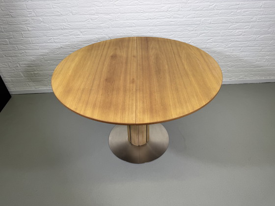 Image 1 of Lasko uitschuifbare design tafel eiken. 