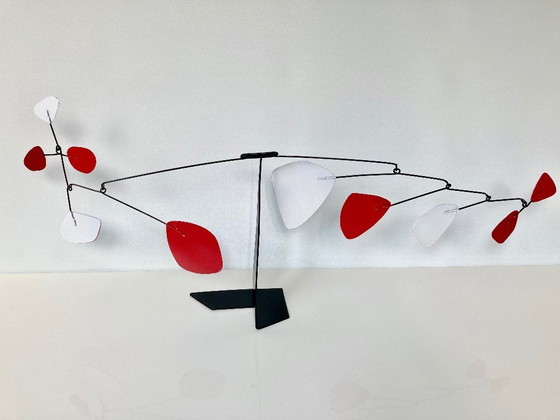 Image 1 of Black Stabile, 10 Blades In Red And White