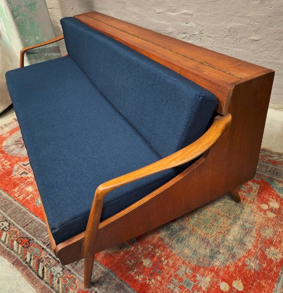 Image 1 of Sofá cama convertible danés de teca con respaldo integrado, década de 1960.