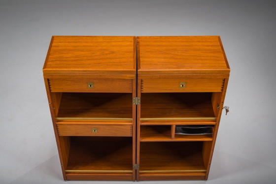 Vintage Teak Bar Cabinet by Reno Wahl Iversen for Dyrlund, Denmark, 1960s – Bar carts, Wood (photo 18 of 24)