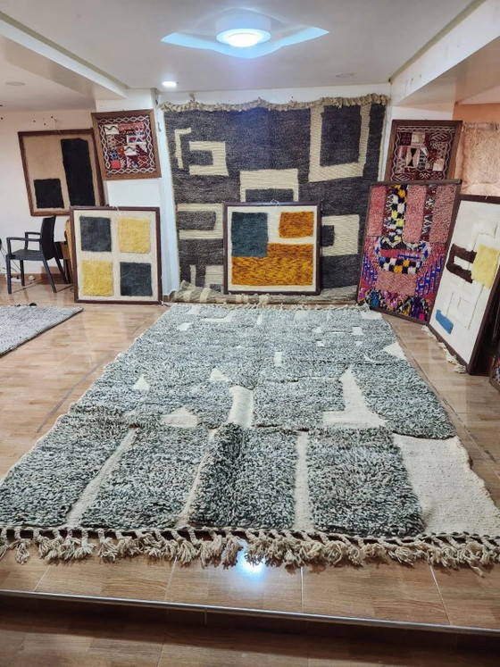 Tapis berbère marocain, laine grise et crème, 300x200 cm, grande taille avec motifs géométriques. – Coton (photo 3 of 4)