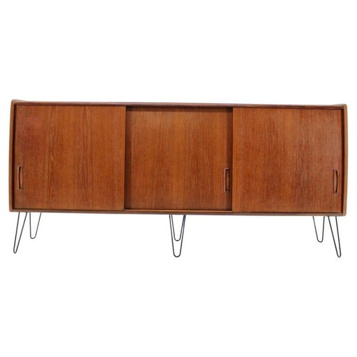 Gerecycled Deens dressoir uit de jaren 60 in mid-century modern stijl, gemaakt van teakhout, op haarspeldpoten. – Glass