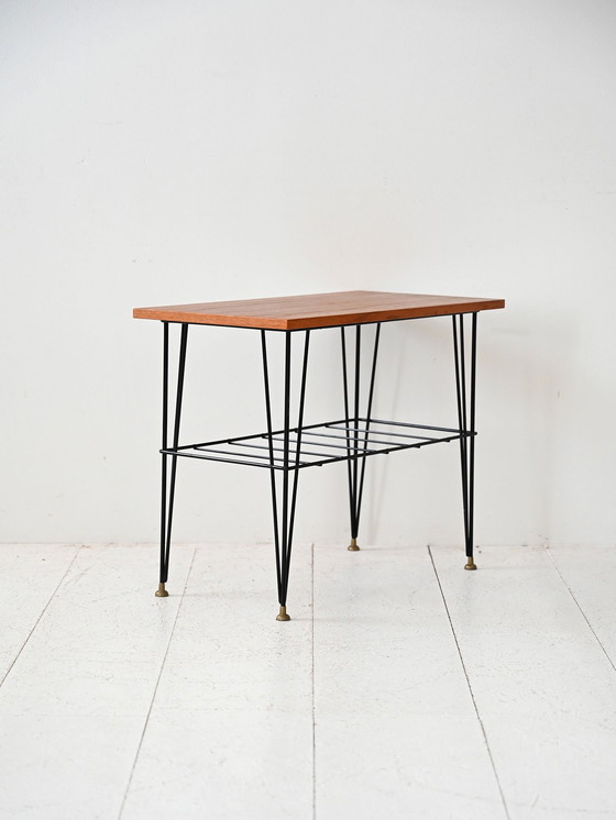 Image 1 of Scandinavisch nachtkastje van hout en metaal